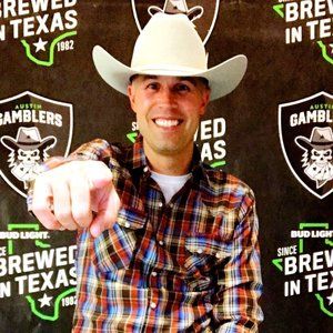 Meet your Posher, Shane